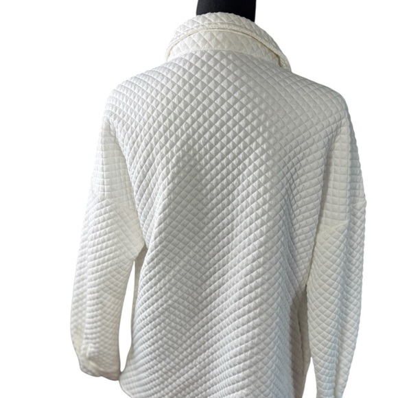 White Quilted Blazer with Relaxed Fit - Picture 5 of 7